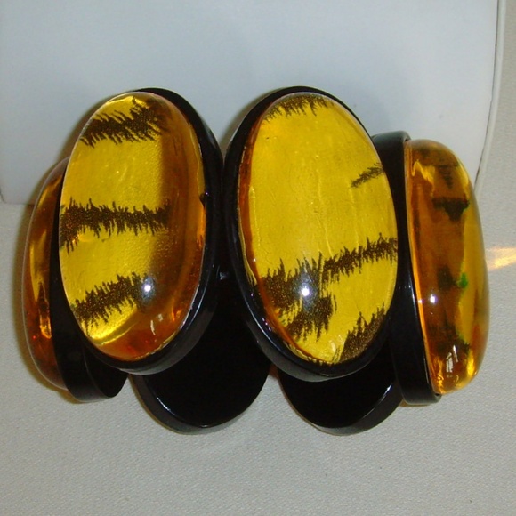 Gerda Lynggaard MONIES Amber Lucite and Animal Print Themed Statement Bracelet - Picture 14 of 16